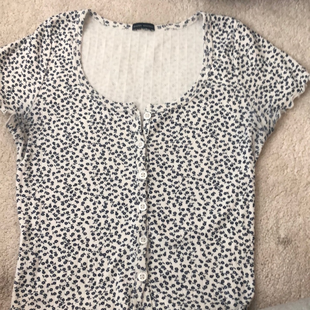 Cropped brandy Melville tops